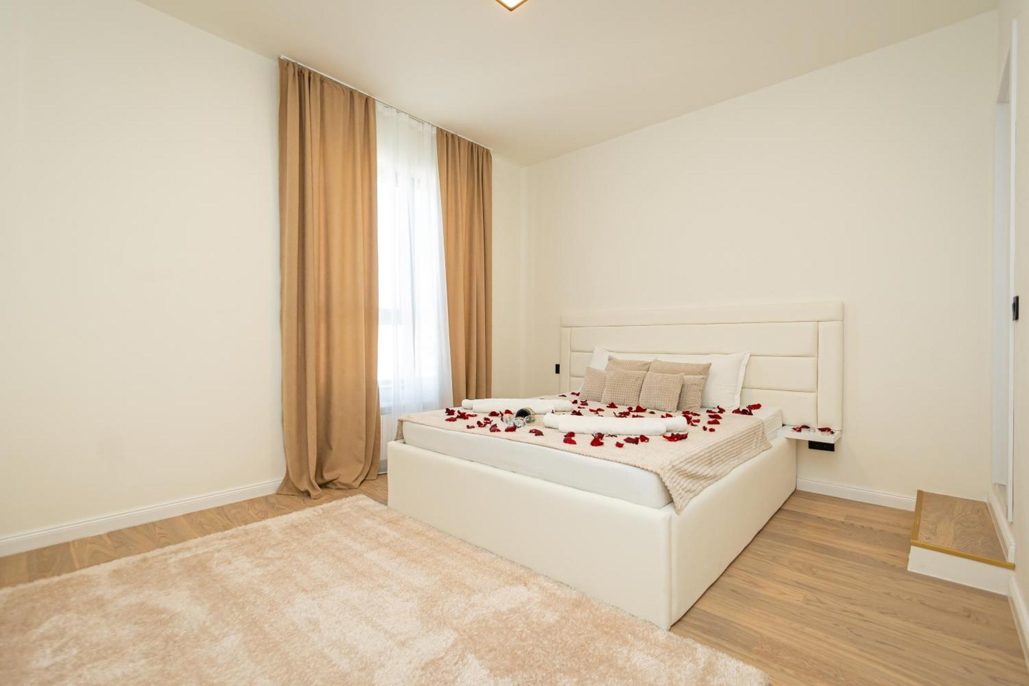 Sinfonia Lux 1205-1 Apartment Sajmiste Bagian luar foto