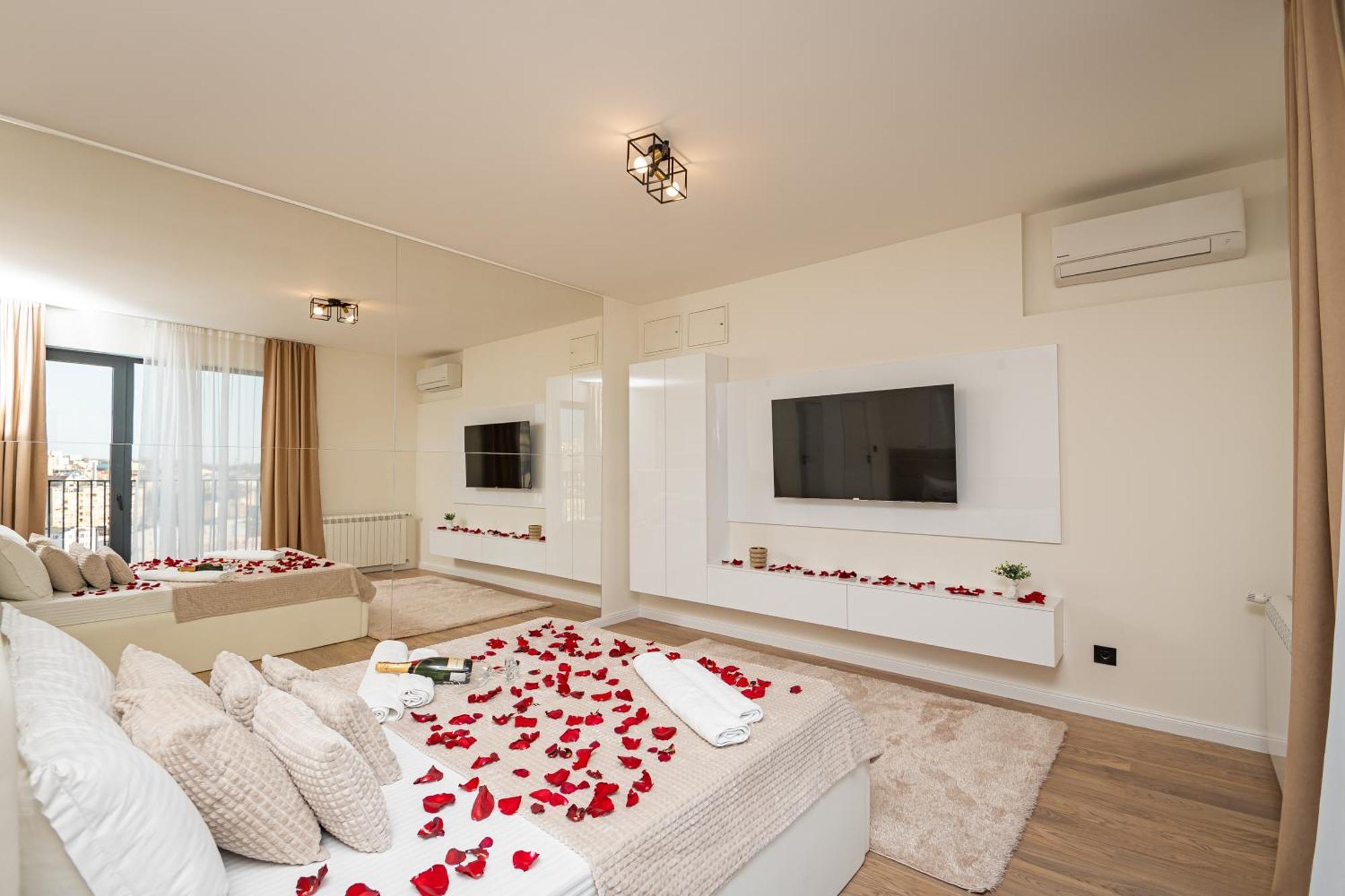 Sinfonia Lux 1205-1 Apartment Sajmiste Bagian luar foto